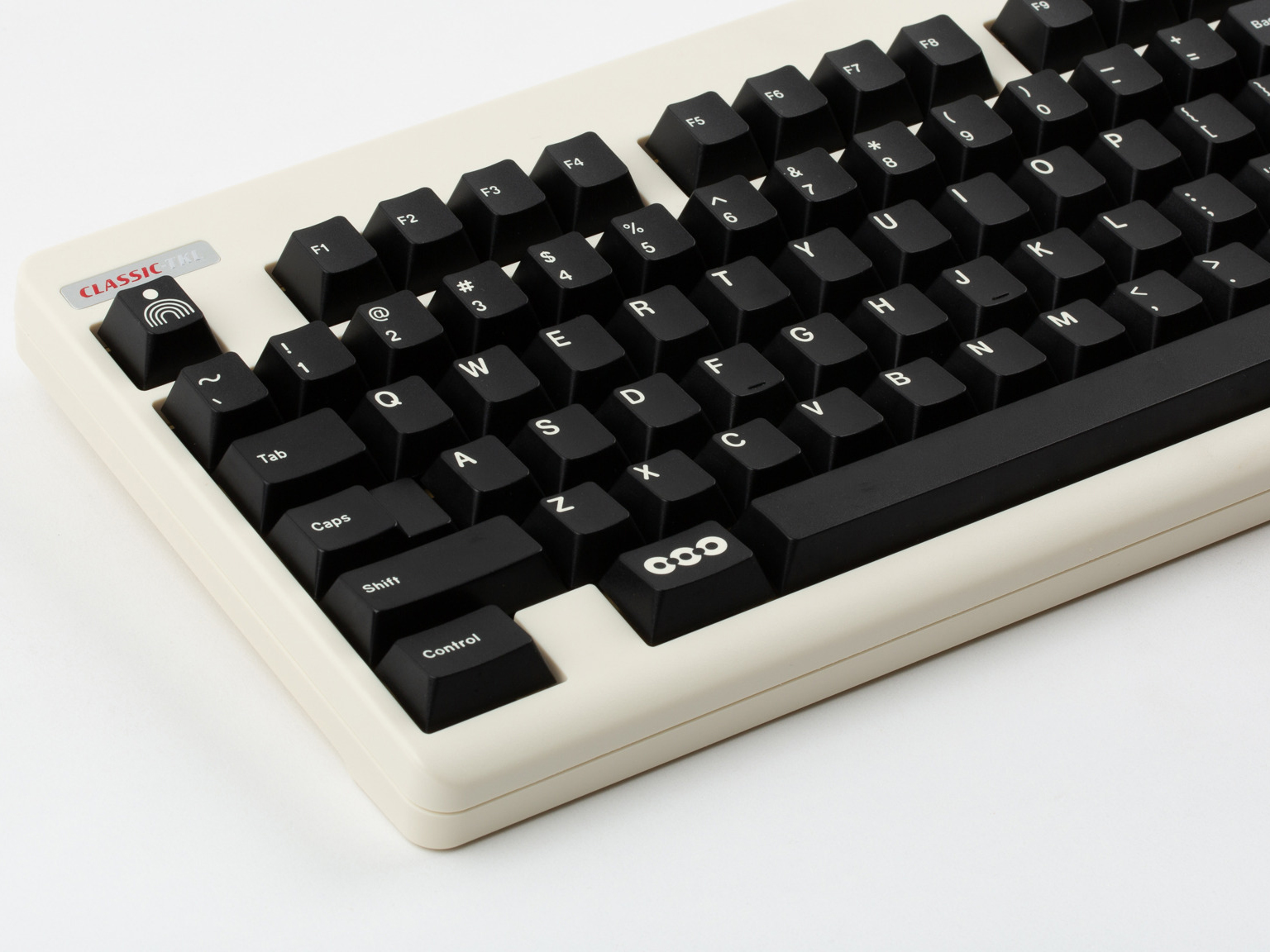 GMK CYL Noire R2 Keycaps